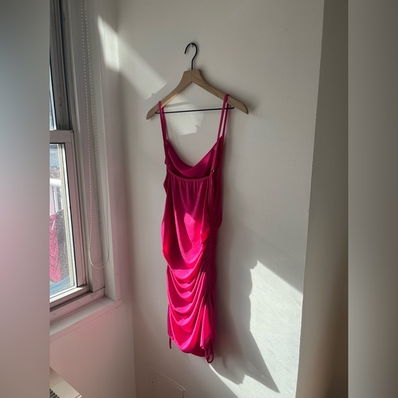 Lover Dress - Picture 4 of 6